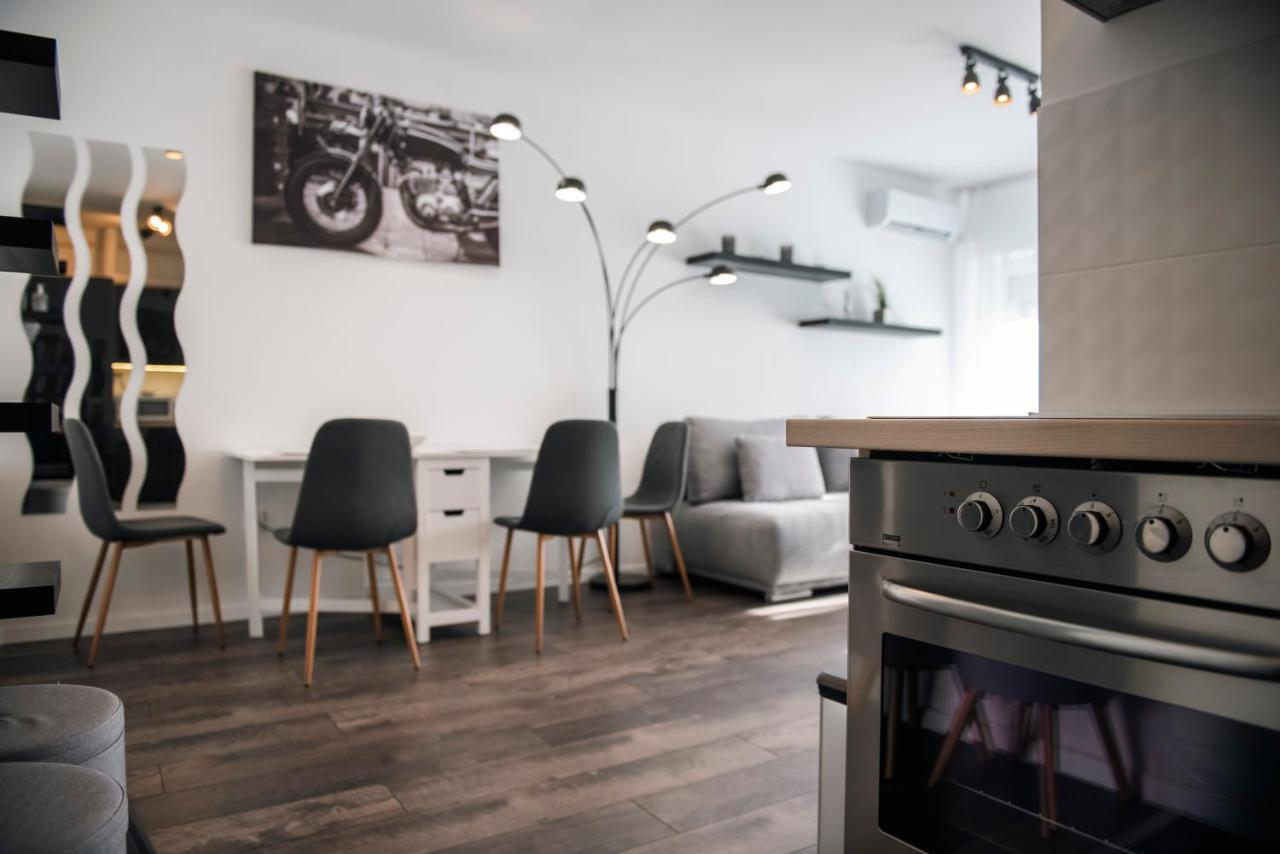 Apartament Anavrin Apartman Free Parking Pécs Zewnętrze zdjęcie