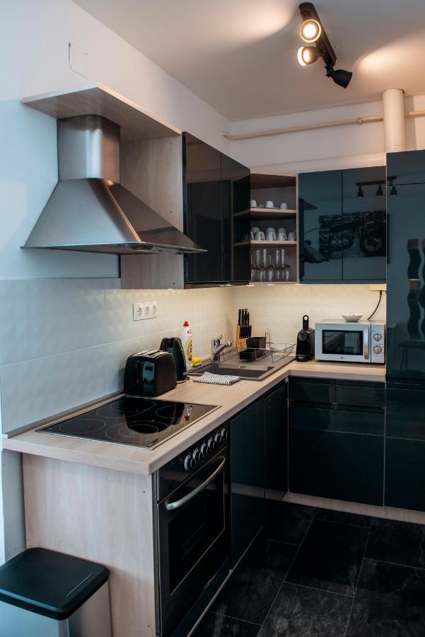 Apartament Anavrin Apartman Free Parking Pécs Zewnętrze zdjęcie