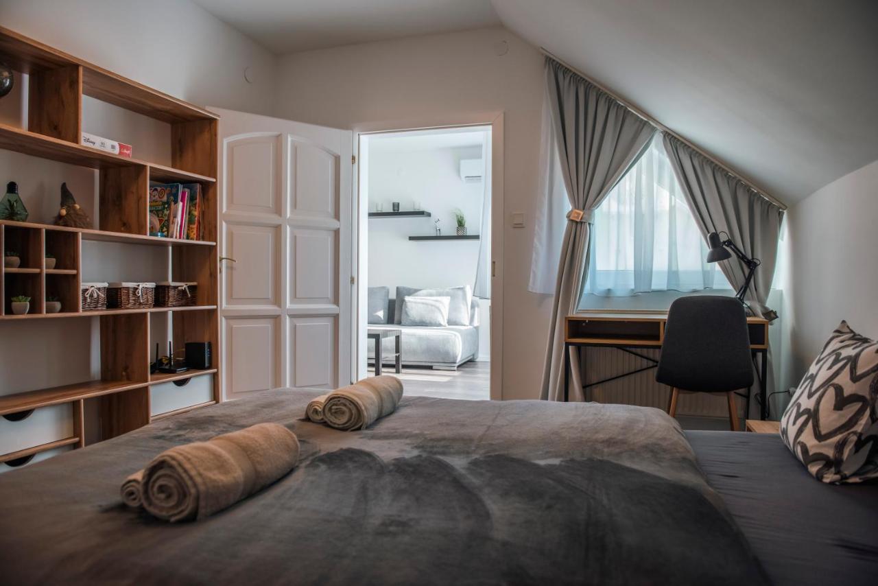 Apartament Anavrin Apartman Free Parking Pécs Zewnętrze zdjęcie