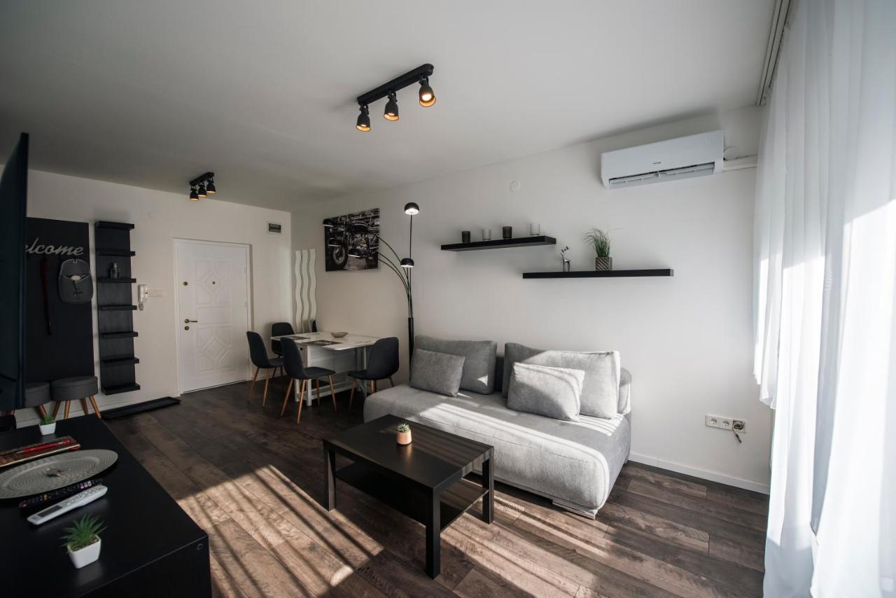 Apartament Anavrin Apartman Free Parking Pécs Zewnętrze zdjęcie