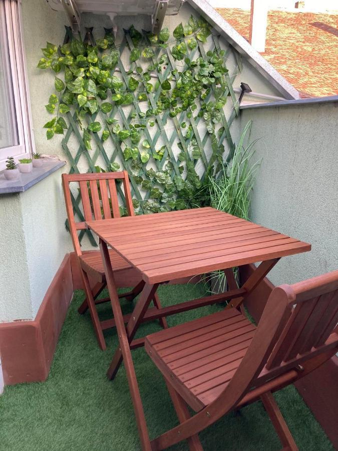 Apartament Anavrin Apartman Free Parking Pécs Zewnętrze zdjęcie