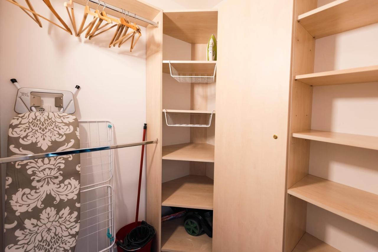 Apartament Anavrin Apartman Free Parking Pécs Zewnętrze zdjęcie