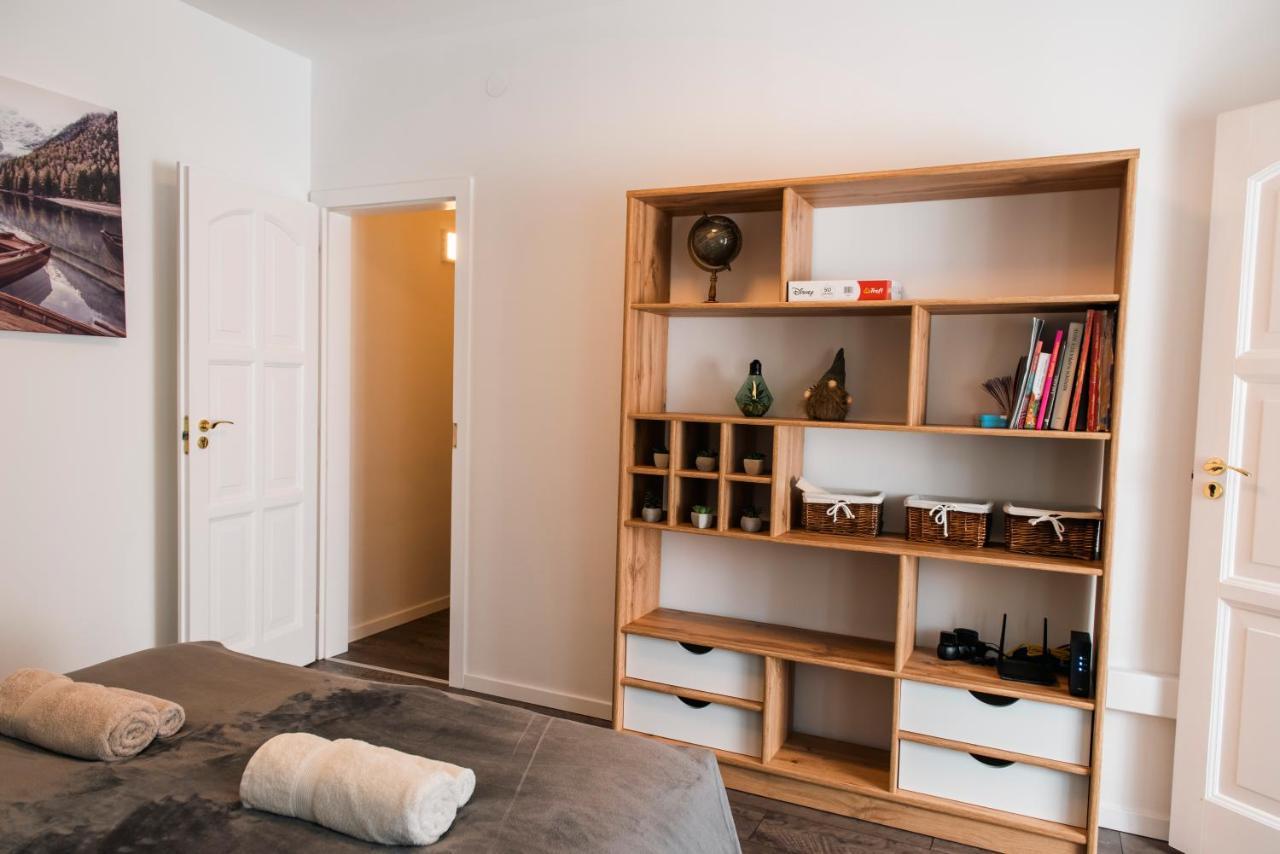 Apartament Anavrin Apartman Free Parking Pécs Zewnętrze zdjęcie